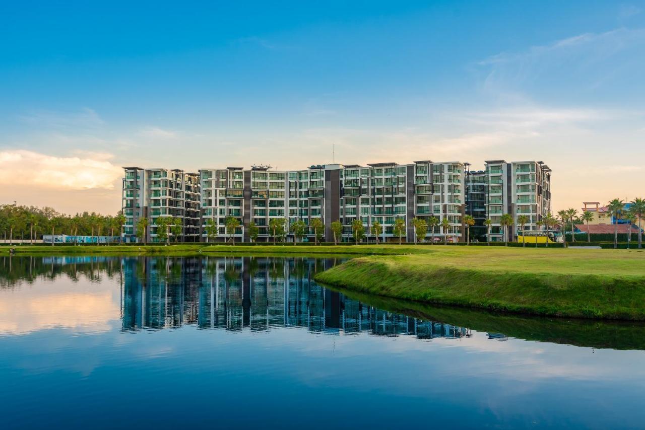 Wyndham Royal Lee Phuket Hotell Nai Yang Beach Exteriör bild
