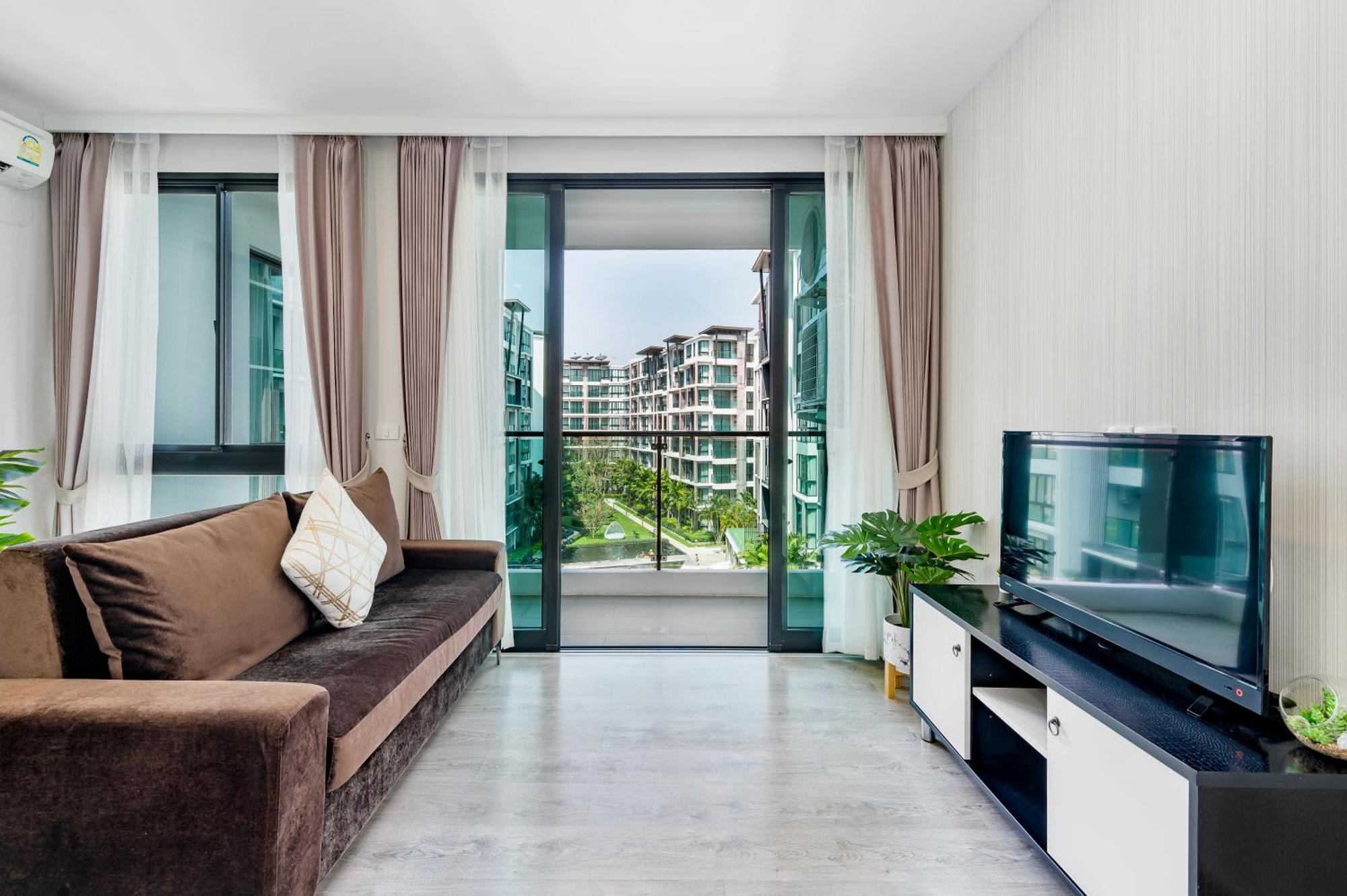 Wyndham Royal Lee Phuket Hotell Nai Yang Beach Exteriör bild