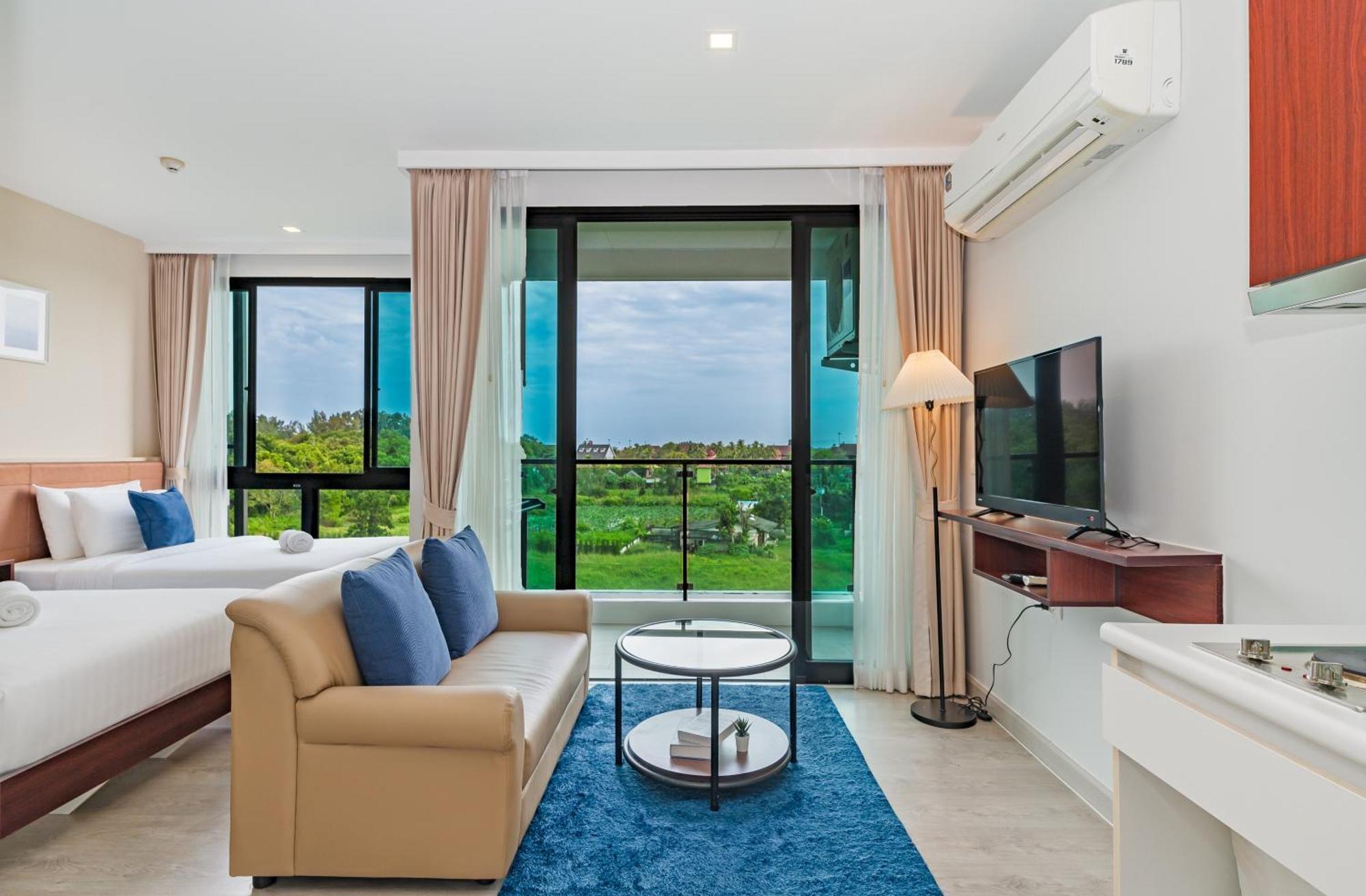 Wyndham Royal Lee Phuket Hotell Nai Yang Beach Exteriör bild